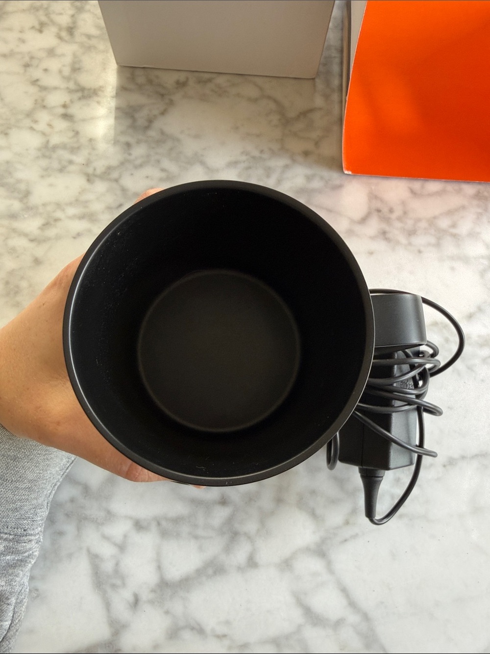 LIKE NEW Ember Temperature Control Mug 2 - Picture 5 of 6